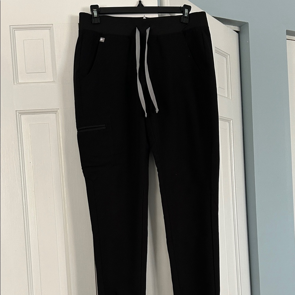 Figs Women's Black Jogger Pants with Contrast Drawstring
